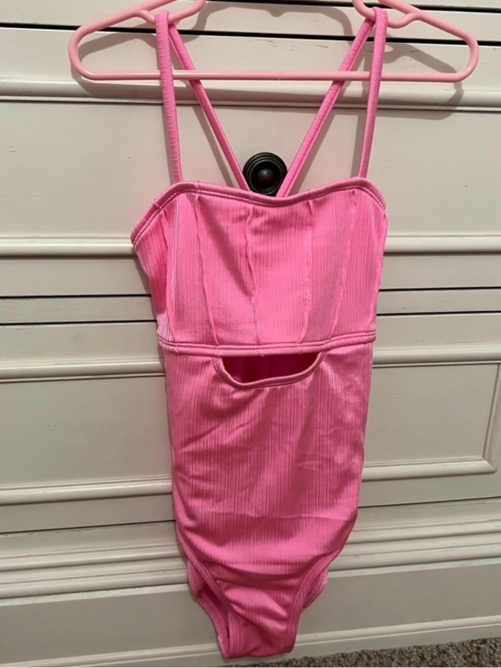 Pink Ribbed One-Piece Swimsuit with Cutout 6/7